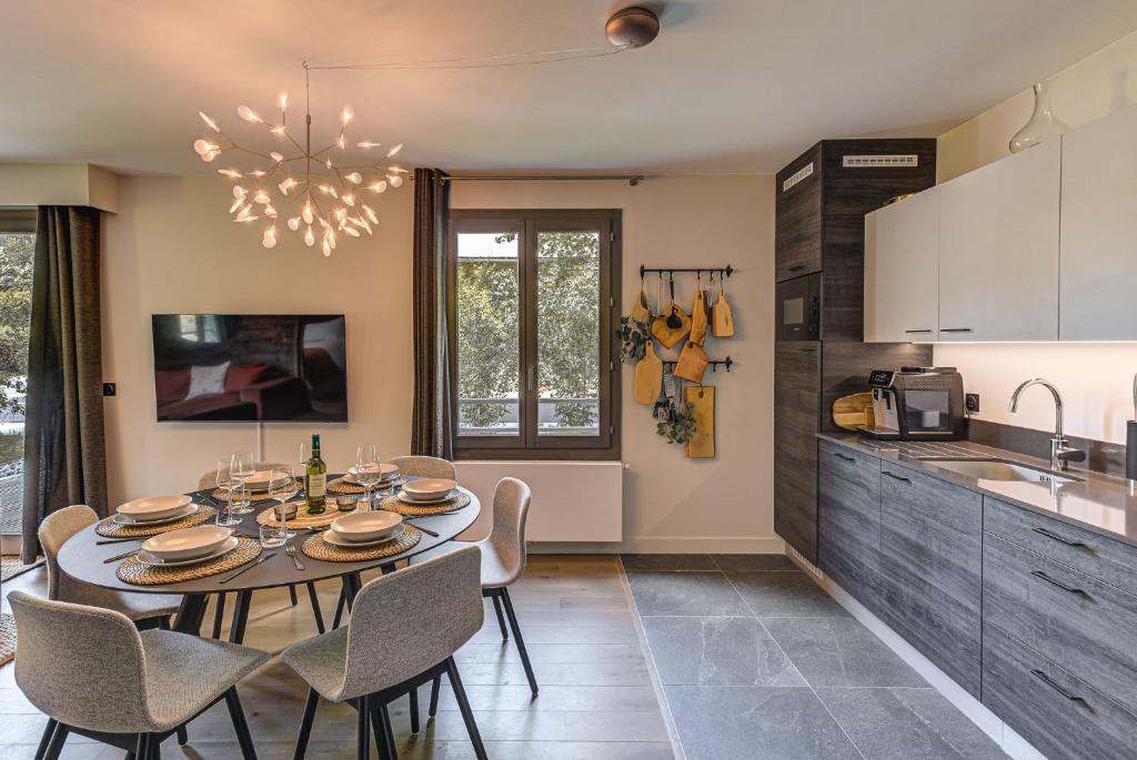 White Pearl A05, Alpes Agency, Central Chamonix, Sleeps 4 to 6 - 4