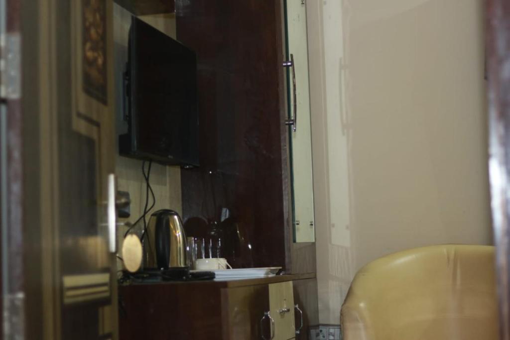 Hotel Sara PVT LTD photo