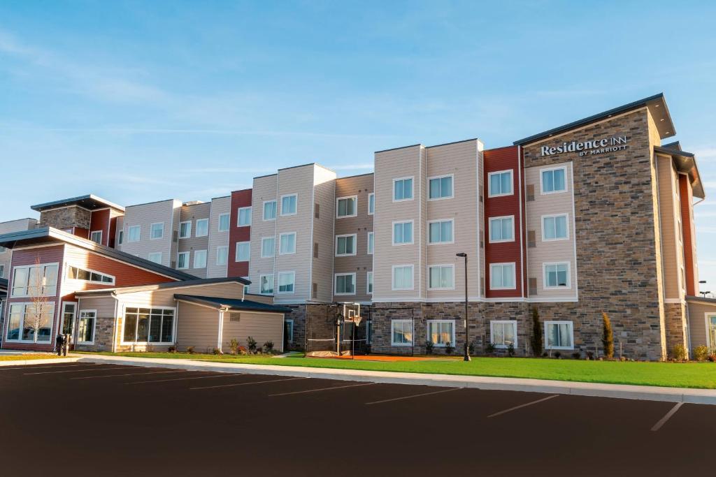 3. Residenc..
