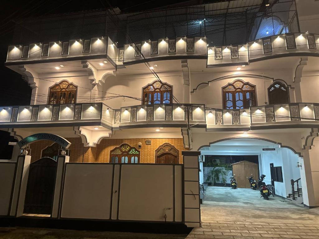 N Joy Inn, Trincomalee