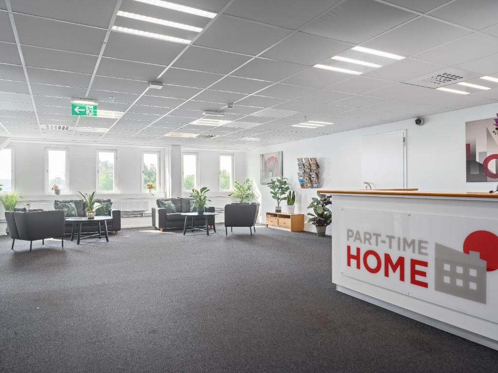 Part-Time Home Slagsta Strand