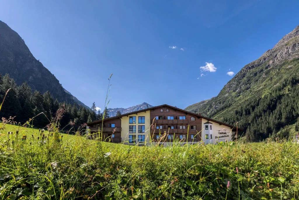 GenussHotel Sonnblick, hotel in Sankt Leonhard im Pitztal