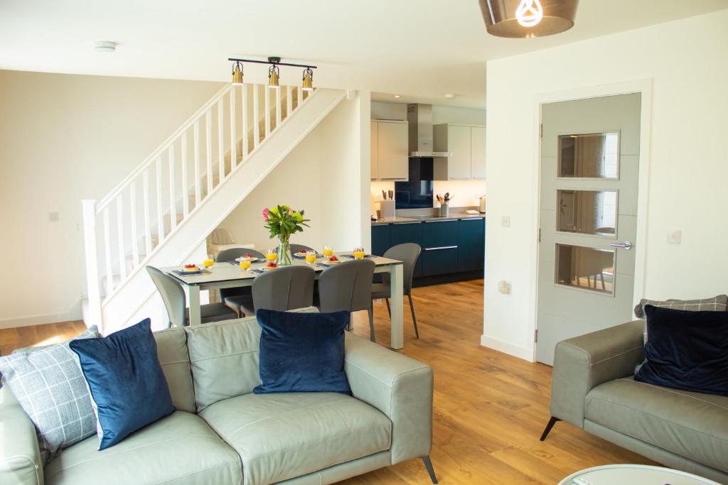31 Caledonia Place, Aviemore photo 2