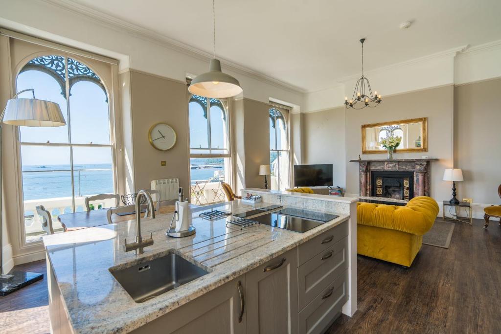 1 Elliot Terrace - photo 3