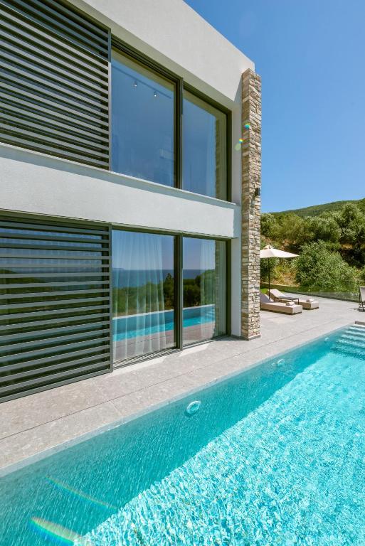 The View Hotel Sofas Coastal Retreat photo