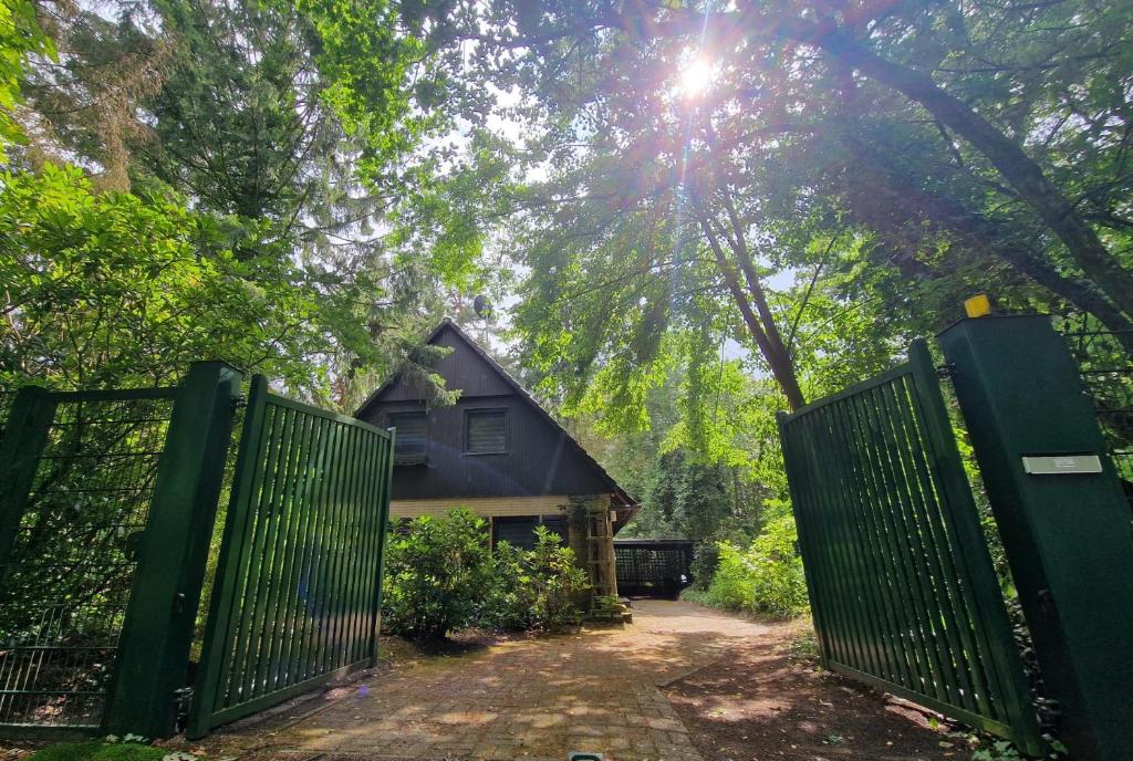 Ferienhaus Thymian in Hatten bei Oldenburg - Idyllische Waldlage