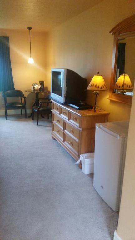 Teton Valley Motel photo