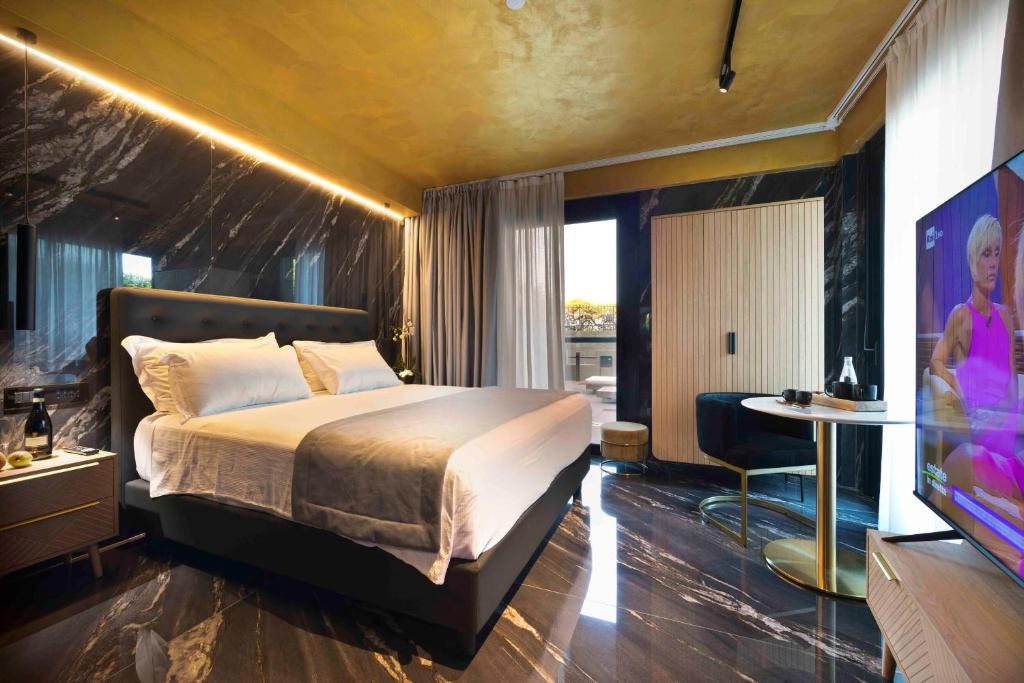 Boutique Hotel Sirmione - 4