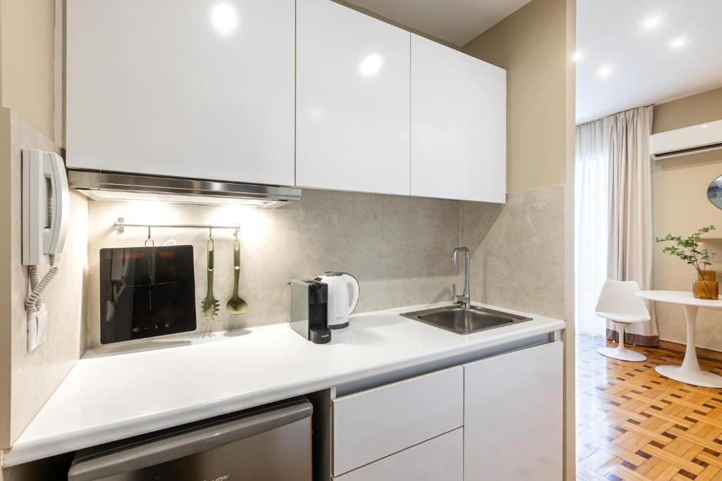 Kolonaki Suites by Olala Homes