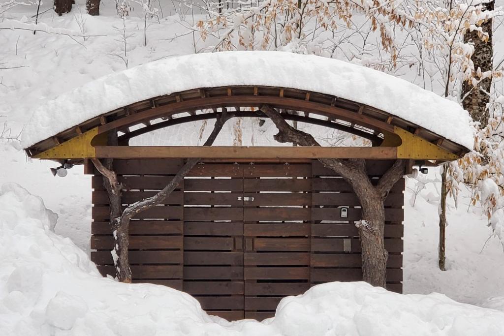 Upper Pines Lodge photo
