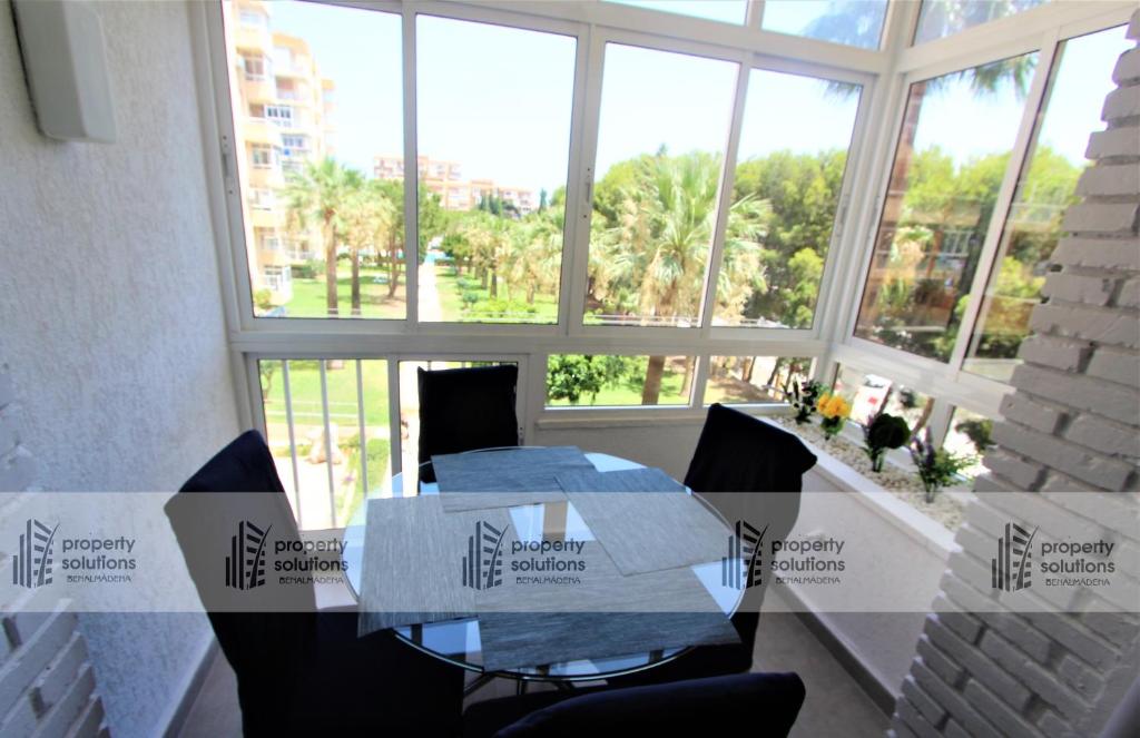135 Ágata Apartamentos. Piscina y Playa. A corta distancia del centro. - 2