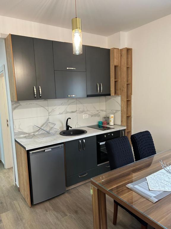 Apartment LoveNest - 3