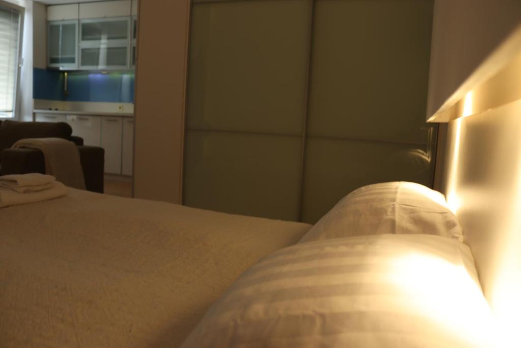 Moonlight Shadow Apartment - 5