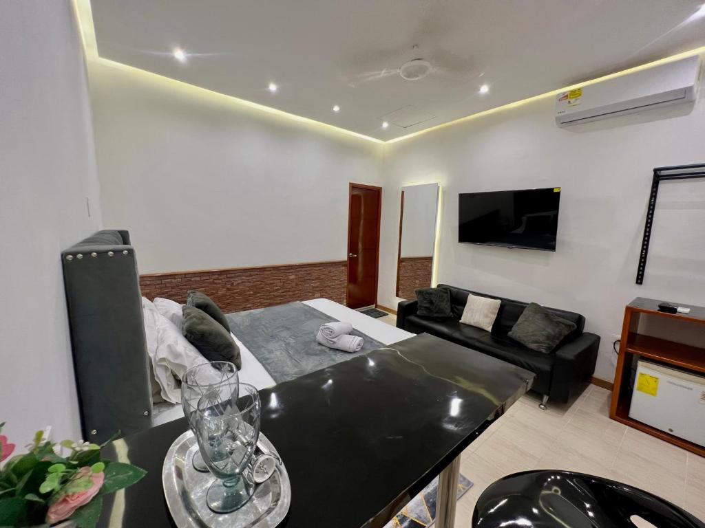Luxury Suite Room - 5