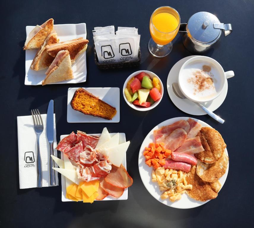 Monte Triana — Restaurant & bars in Seville, Andalusia