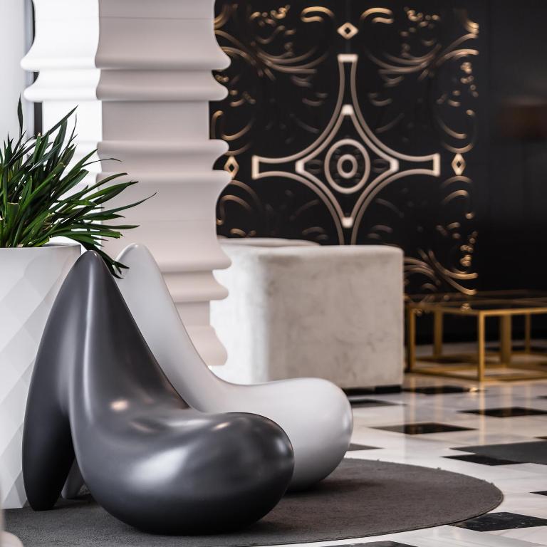 Monte Triana — Hotel building in Seville, Andalusia