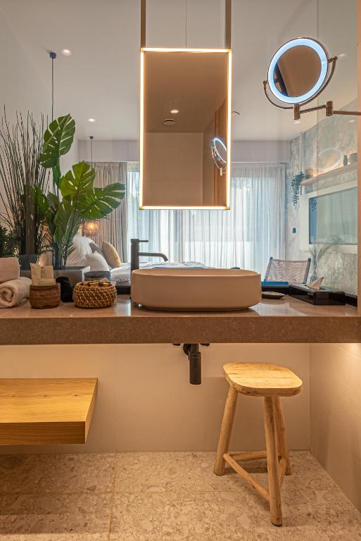 REED Luxury Hotel by Balaton 전경