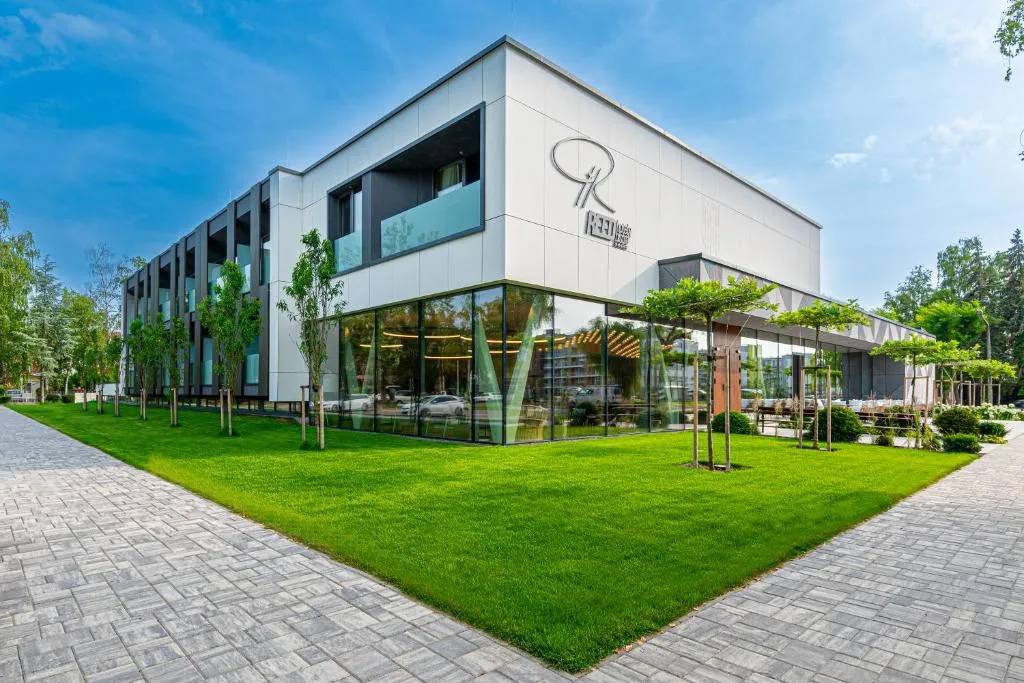 REED Boutique HOTEL & BISTRO, hotel v Siofoku