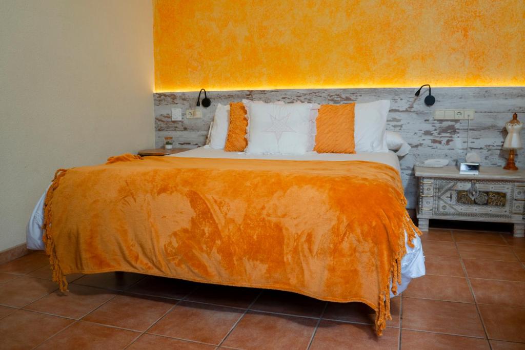 Hotel Sant Joan — Hotel rooms in Palamos, Catalonia