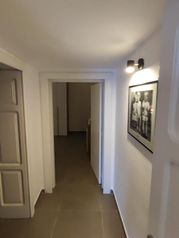 Armhouse - 4