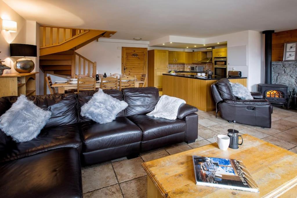 Toulouse - 3 bedroom apt close to the slopes with log fire, Sainte-Foy-Tarentaise