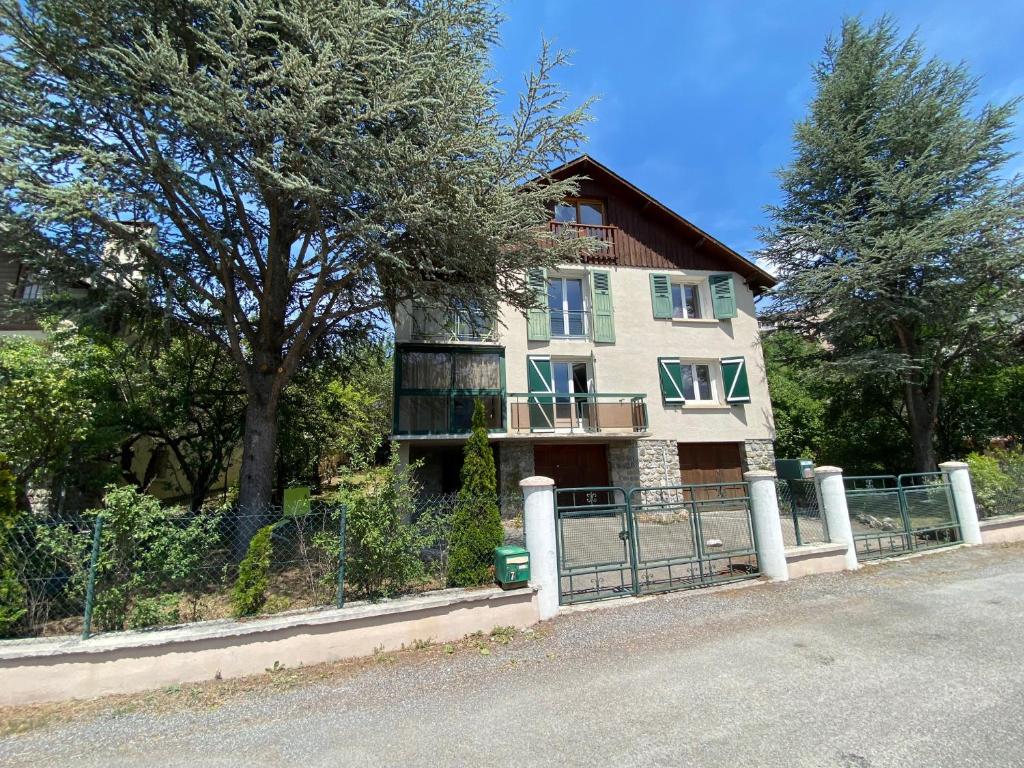 Villa Meyronnes 3 chambres vue degagée montagnes - 3