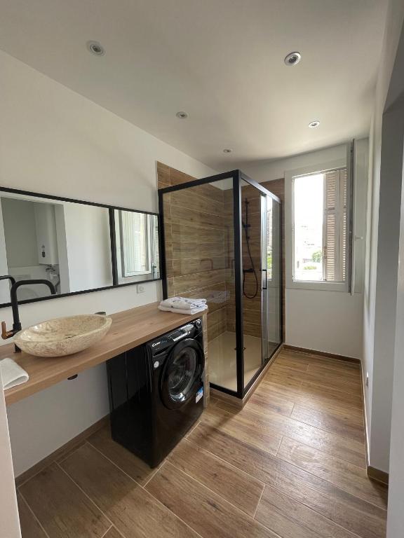 Appartement T3 neuf centre ville - 1