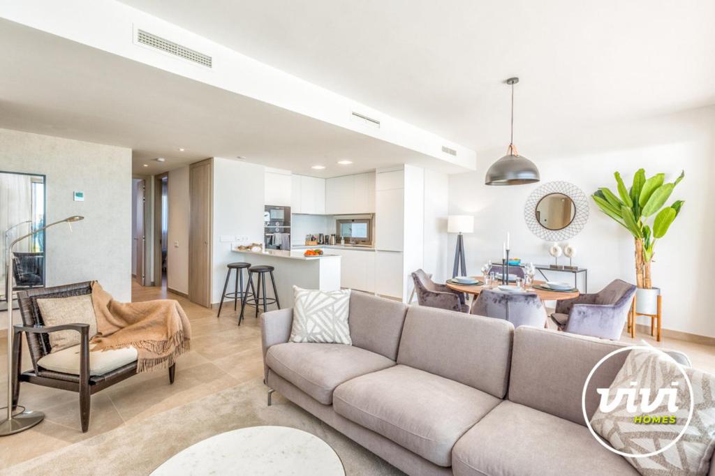 ViVi Homes - Blue View, Pool, Sauna, Gym & Sea View - 2