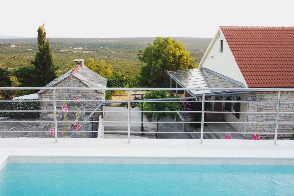 Vista Kum - Kuća za odmor, Popović