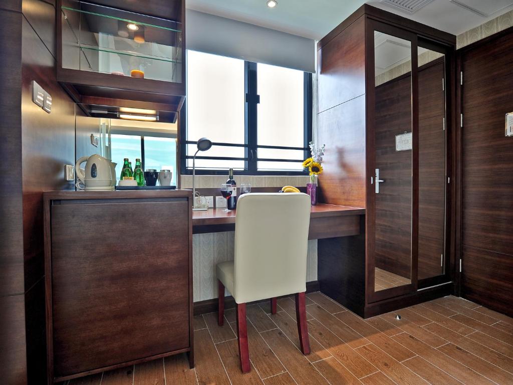 香港寶軒酒店 - 尖沙咀 (The Bauhinia Hotel-TST)