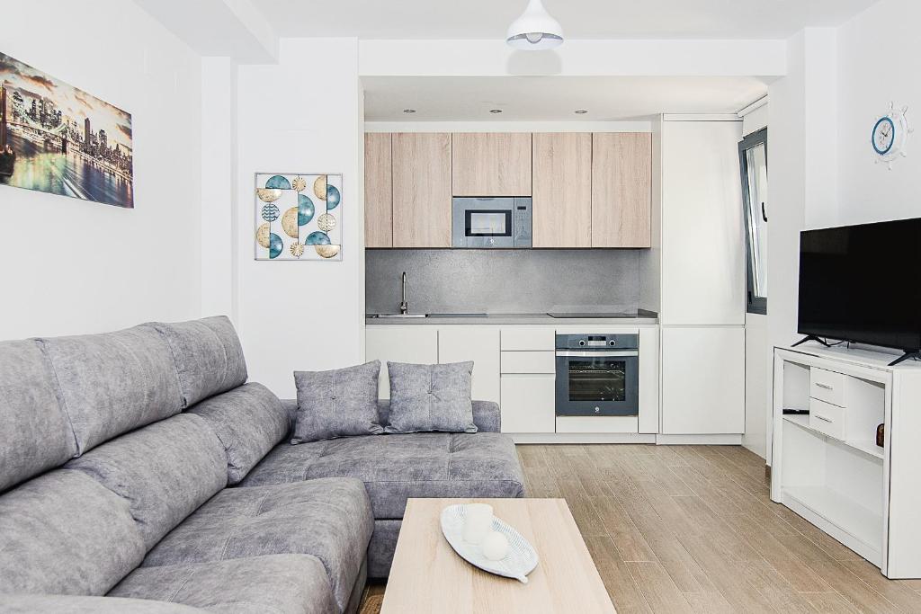 Nautilus 3 - Elegante Apartamento para 6 con Piscina, Wifi y AC en Rota - 3