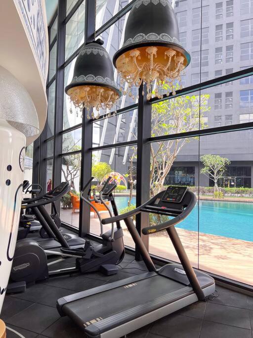 Modern Suites at Arte Mont Kiara photo