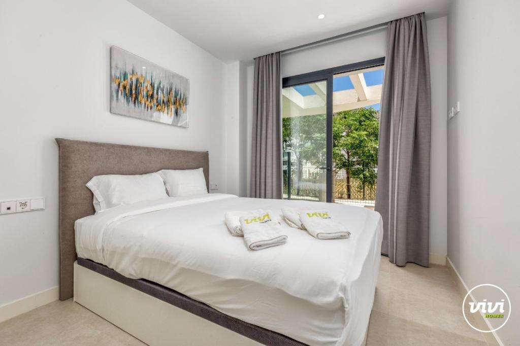 ViVi Homes - Cameron Pool, Patio, Garden & Beach - 5