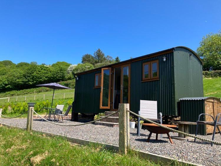Fullabrook Farm Retreat, The Shepherdess Hut, West Down
