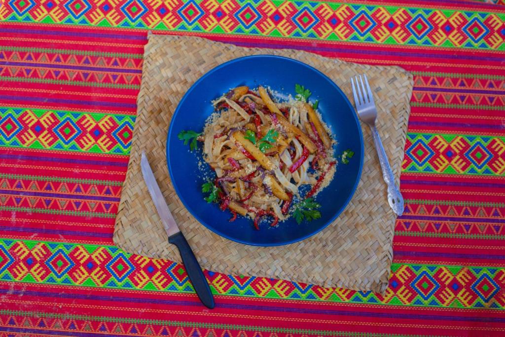 Comida y bebida