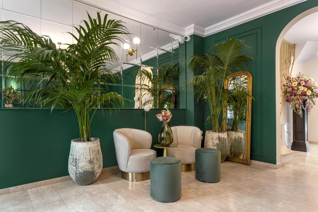 Bloom Hotel photo