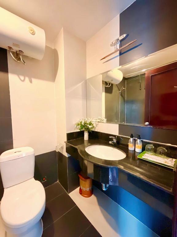 Vina Spa Hotel Hue photo