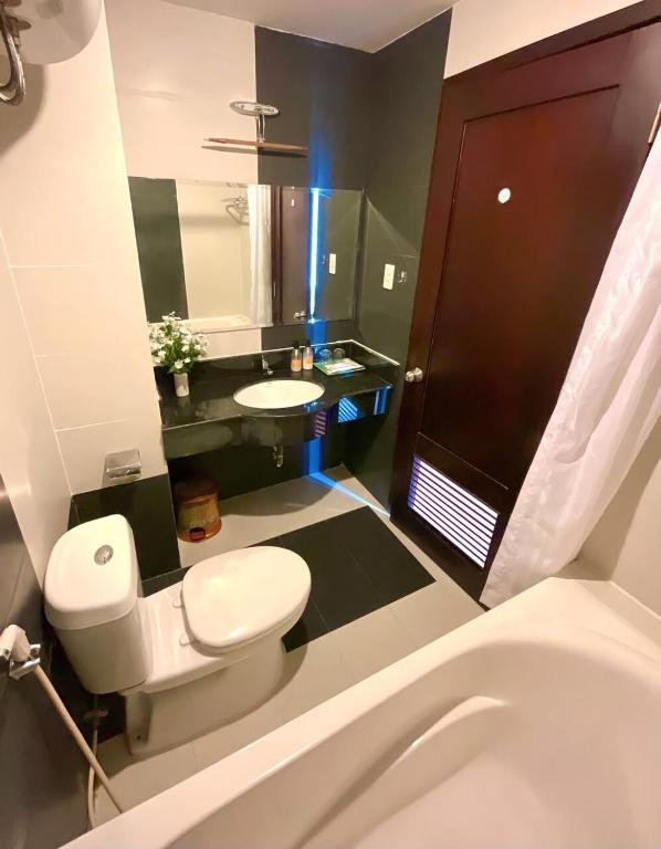 Vina Spa Hotel Hue photo