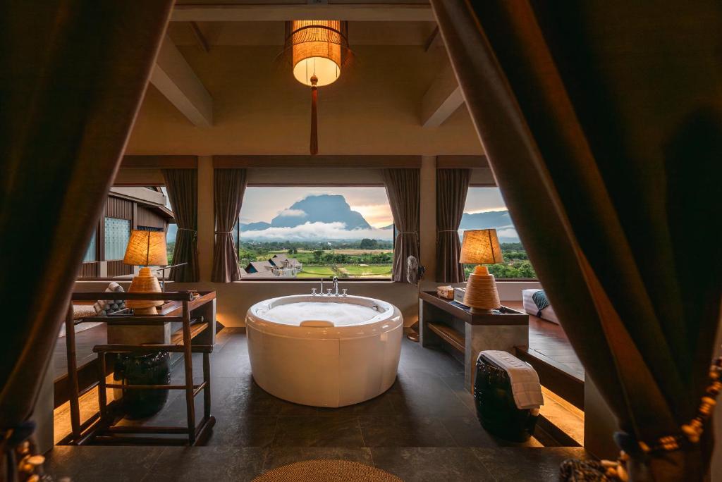 ญาติกา บูทิก (Yatika Boutique)