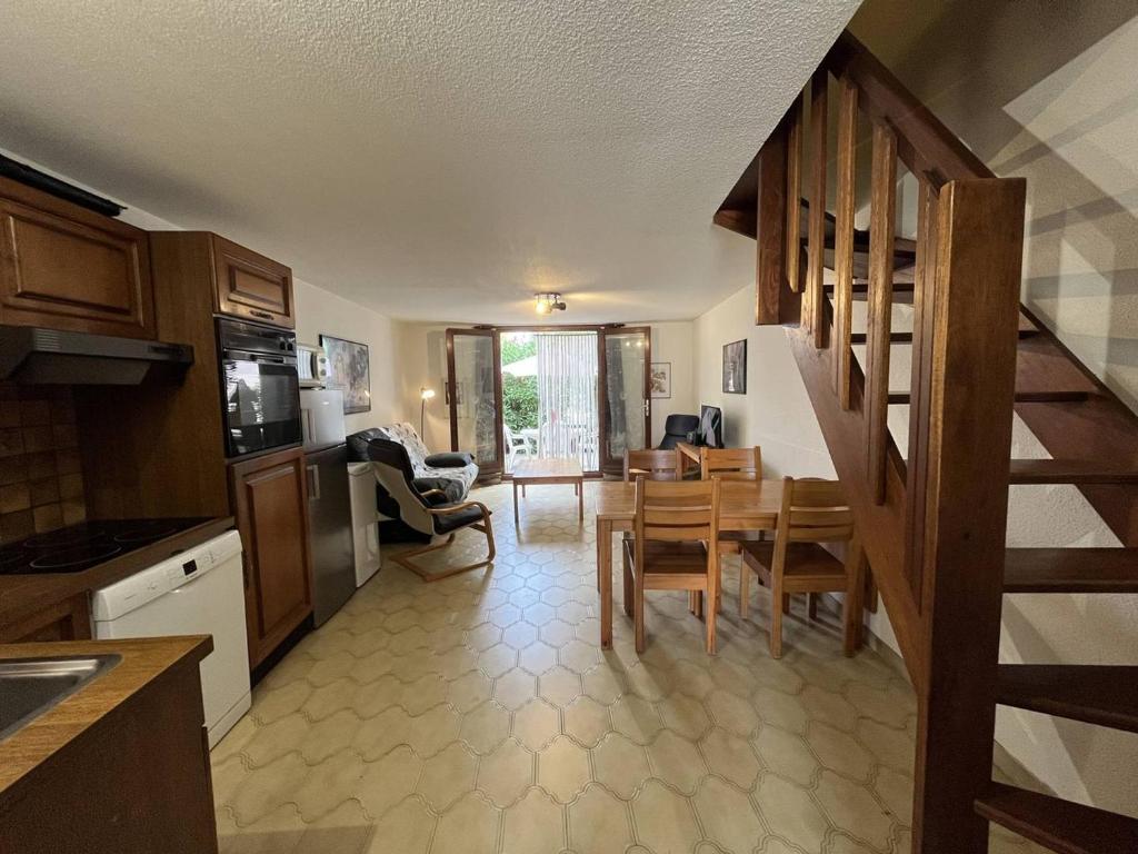 Villa T3 avec Piscine, Proche Plage et Aqualand, Saint-Cyprien - FR-1-106-48 - 3