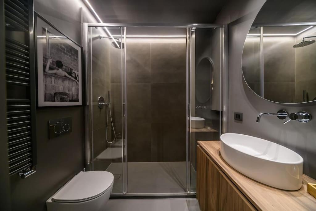 Eleven Luxury Suite - dimora affrescata del '500 a pochi passi dall'Acquario - 4
