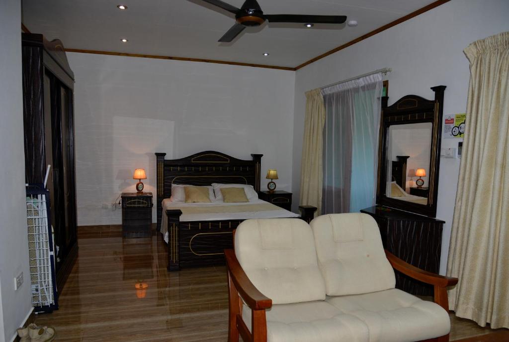 Chez Antoine Apartments photo