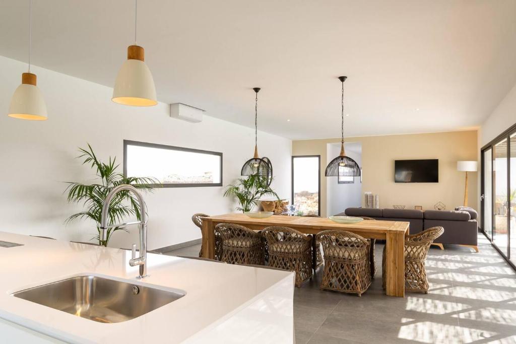 Villa Alfa by FuerteventuraVillas - 4