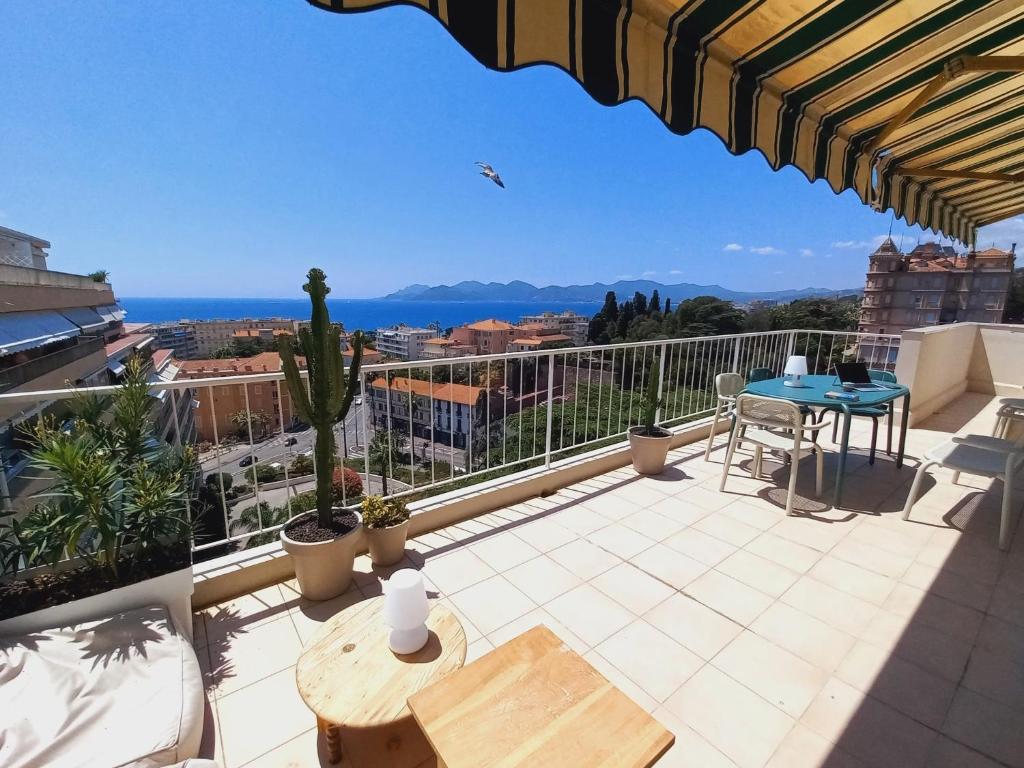 Vue mer à couper le souffle - nouveau entièrement rénové, Cannes