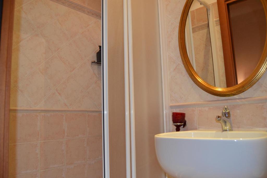 Guest House Bye Rome — Hotel in Rome