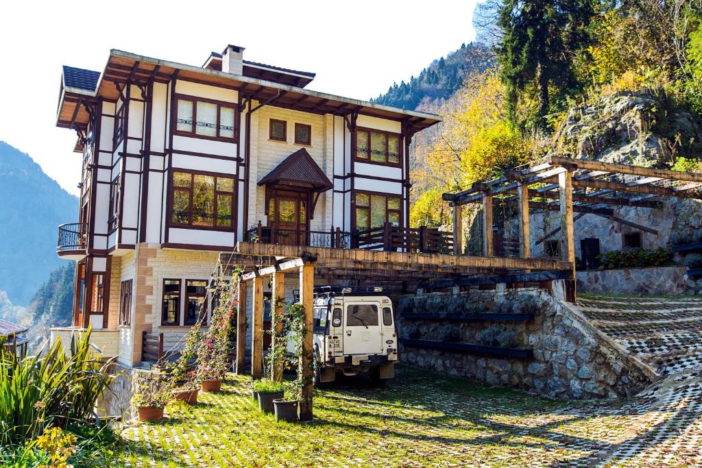 Dervish Inn, Çamlıhemşin
