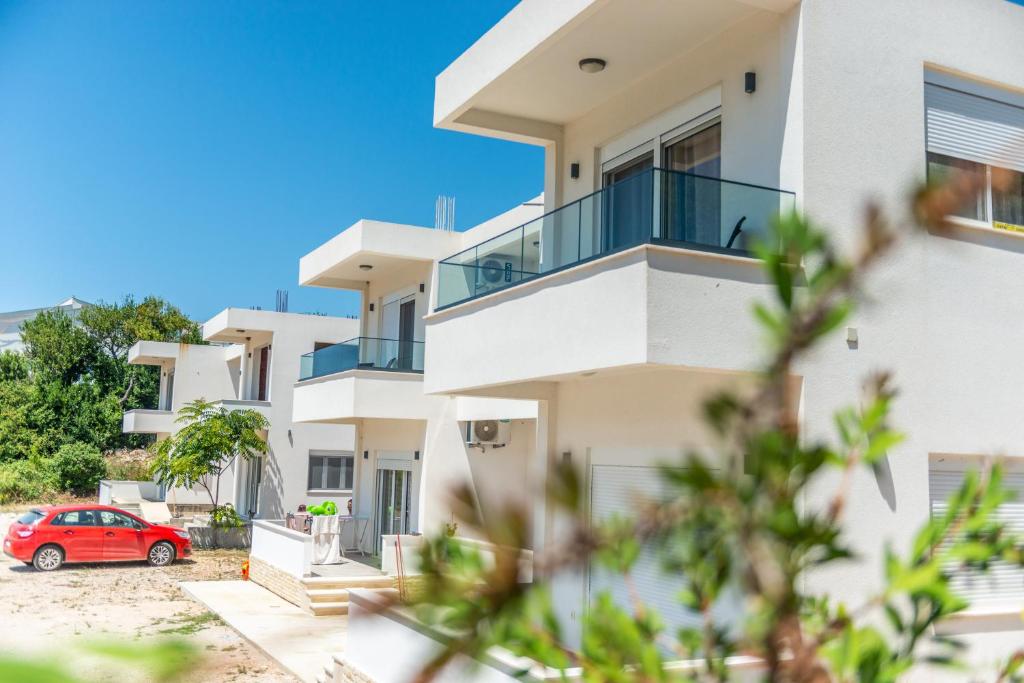 Twins Apartments - 3