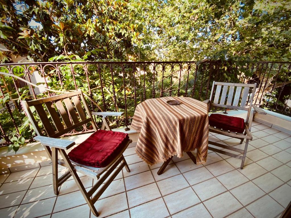Platamon village house photo