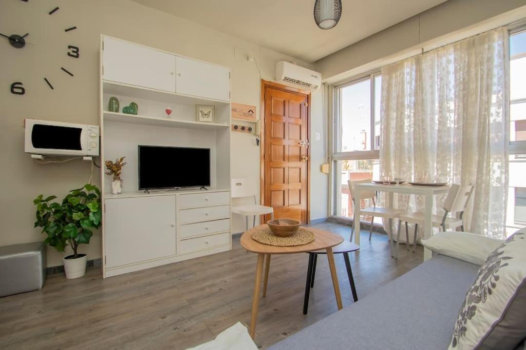 Apart Muy Céntrico, Tranquilo y Confortable **A/C-WiFi**, Sevilla