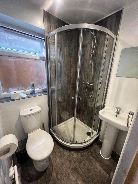 Modern comfortable quiet self contained apartments